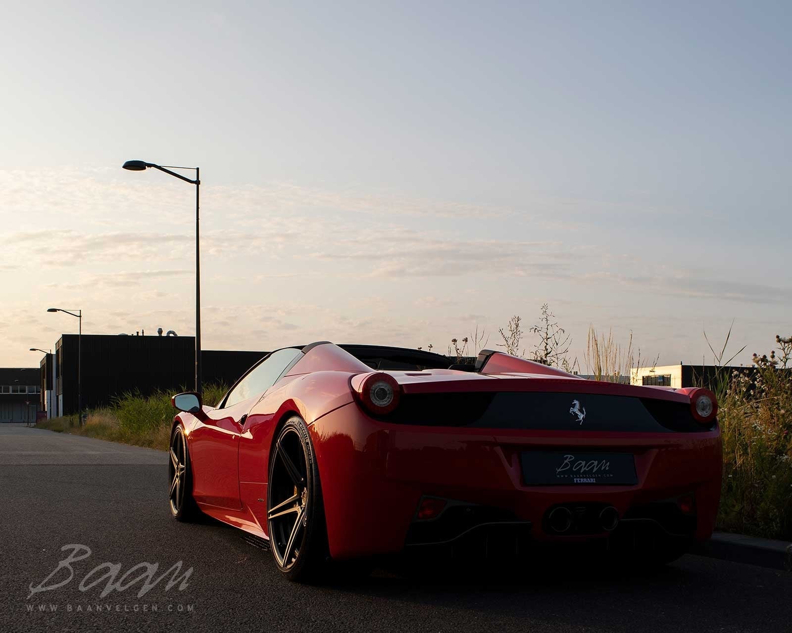 Ferrari 458 Spider with 21/22 inch wheels