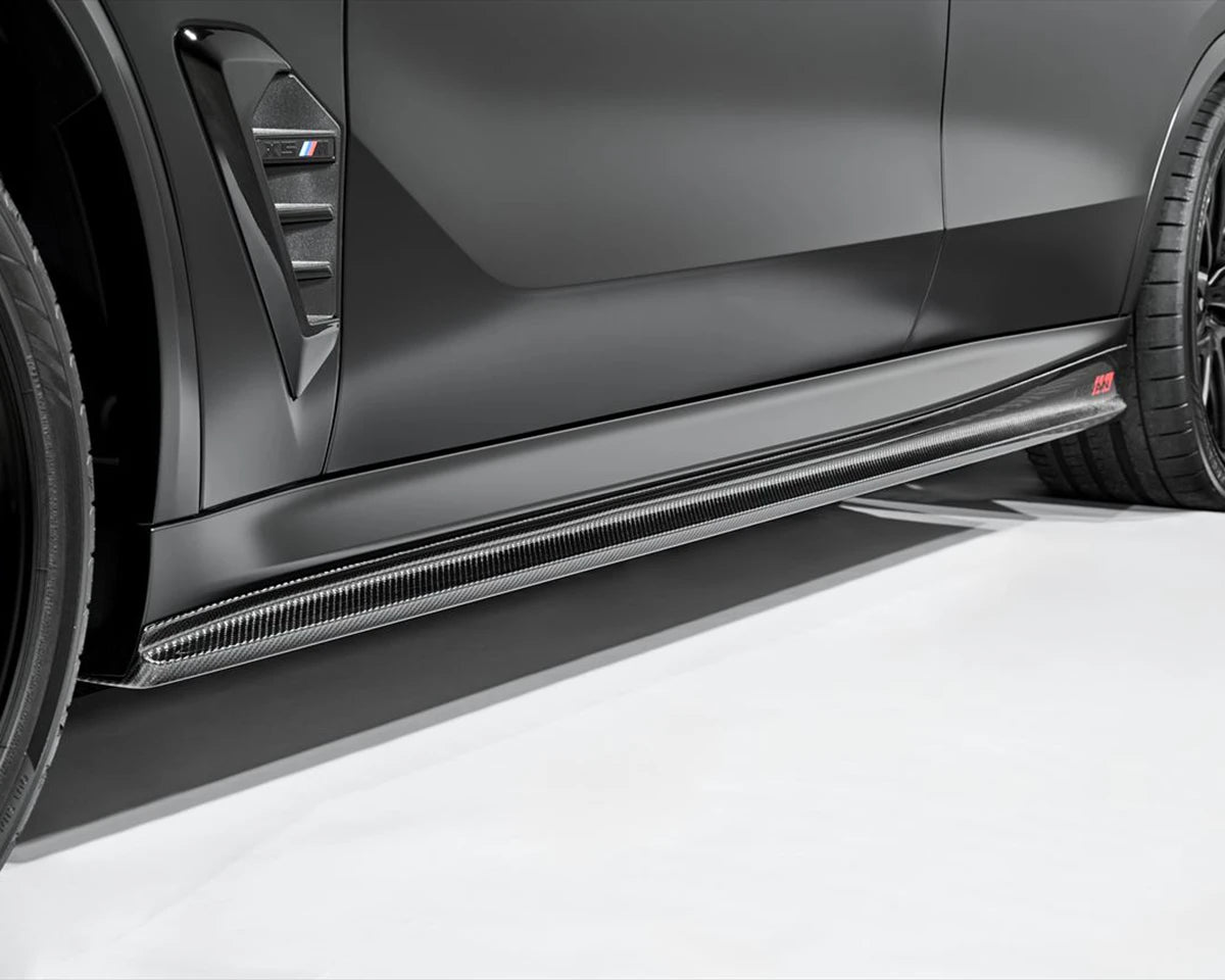 Side view of BMW X5M LCI with 3DDesign carbon sideskirts installed