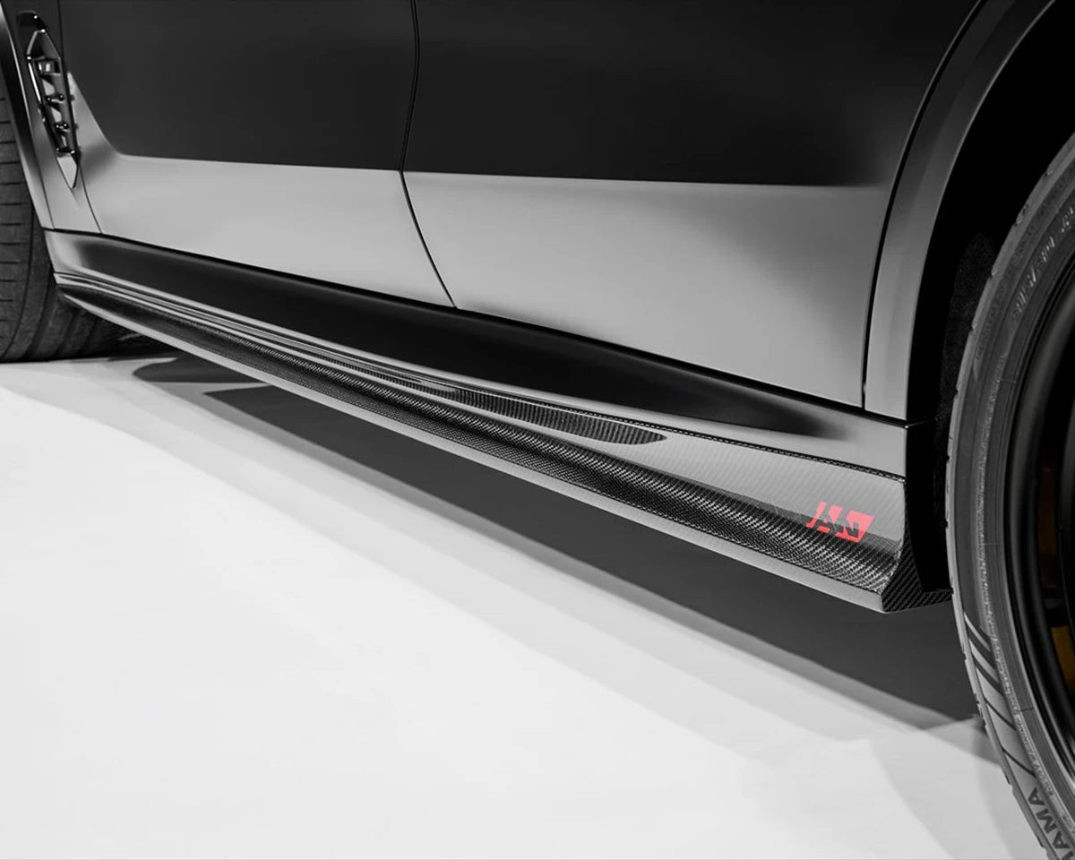 Carbon detail of the 3DDesign side diffuser – perfect OEM fitment