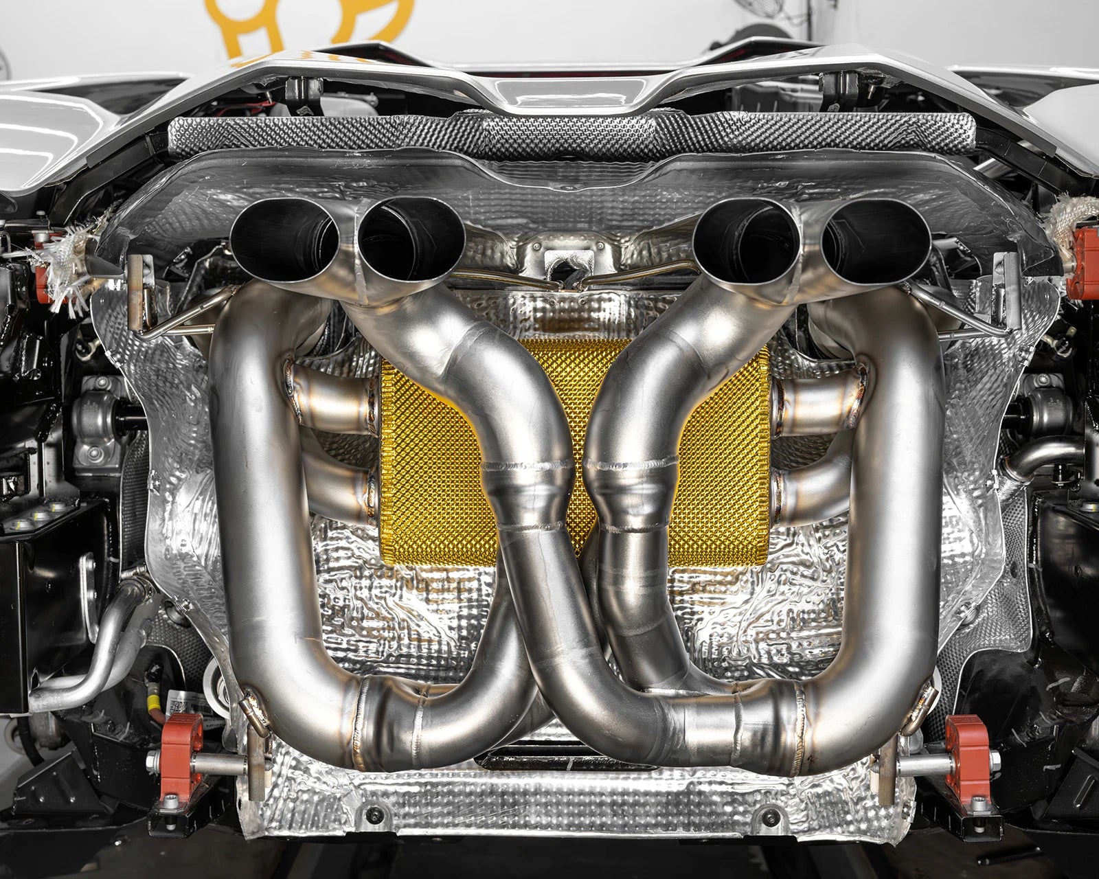 lamborghini revuelto exhaust straightpipe