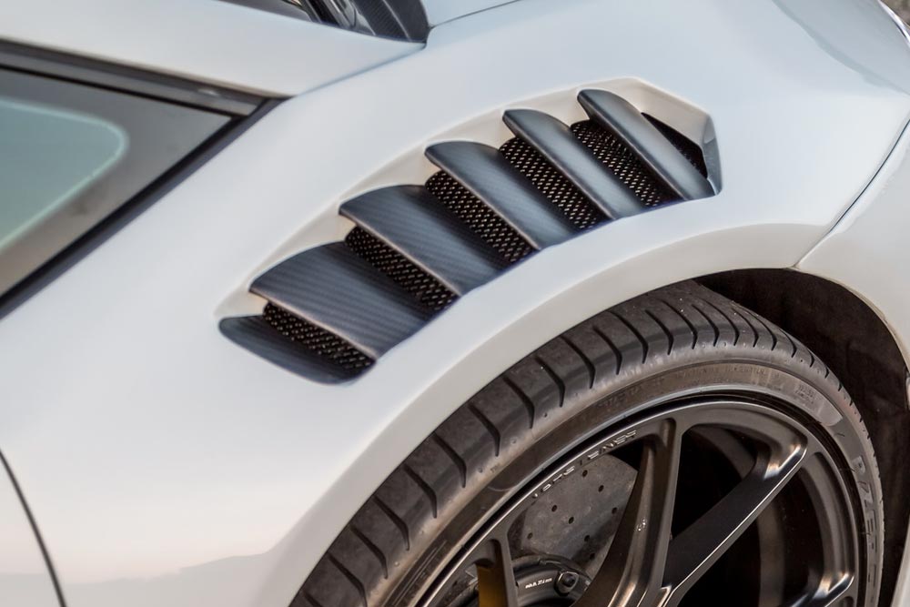 vorsteiner novara edizione aero front vented fenders for lamborghini huracan 3 2