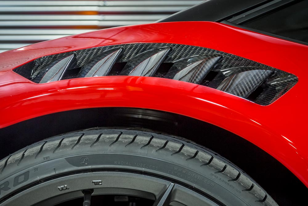 vorsteiner novara edizione aero front vented fenders for lamborghini huracan 4 2