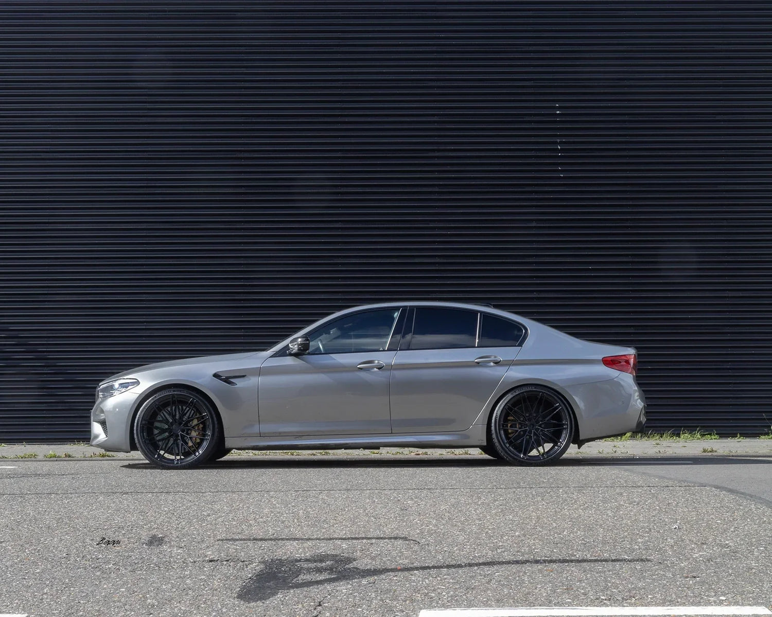 BMW F90 M5 with BC Forged EH675