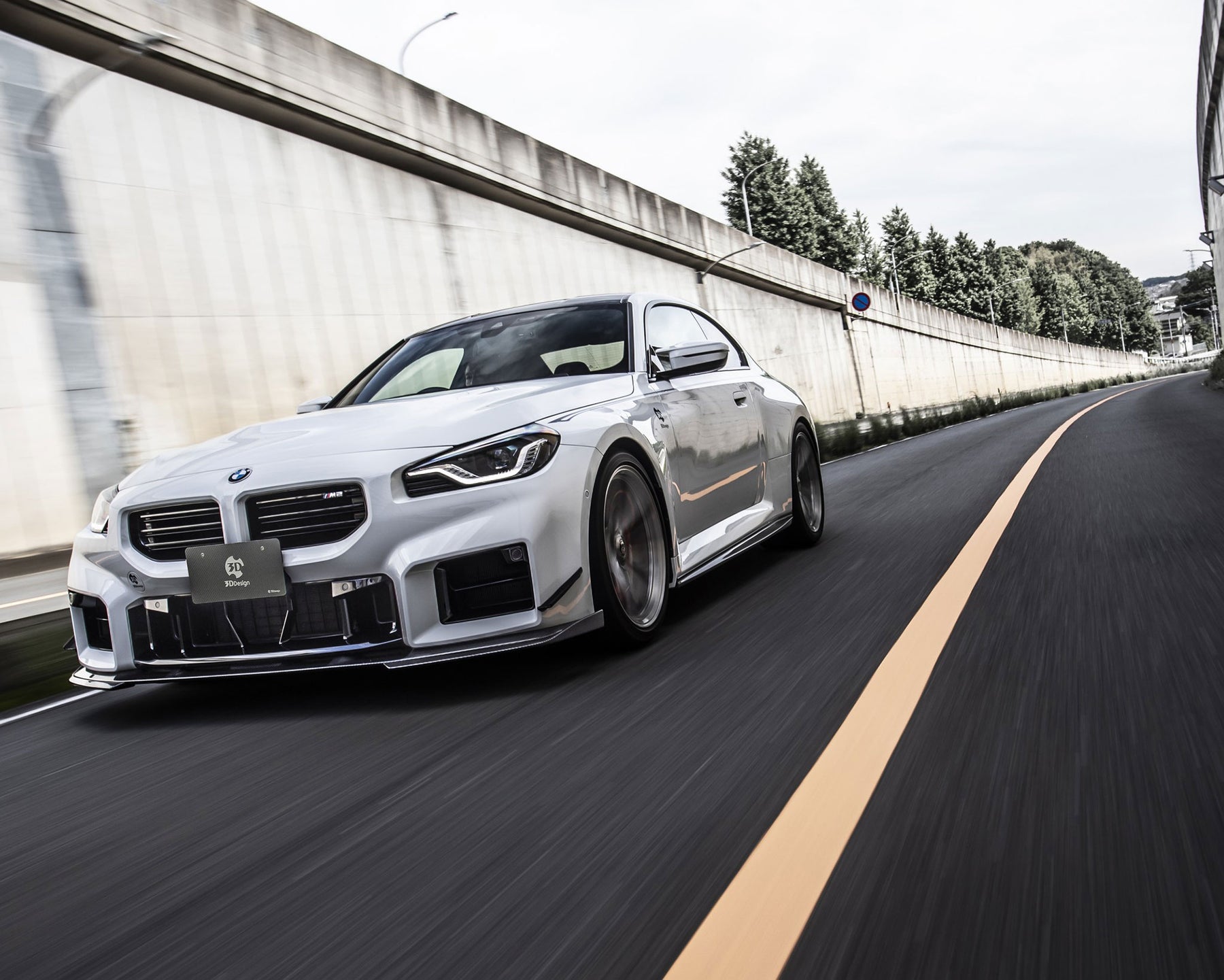 3ddesign BMW G87 m2 front splitters rolling shot