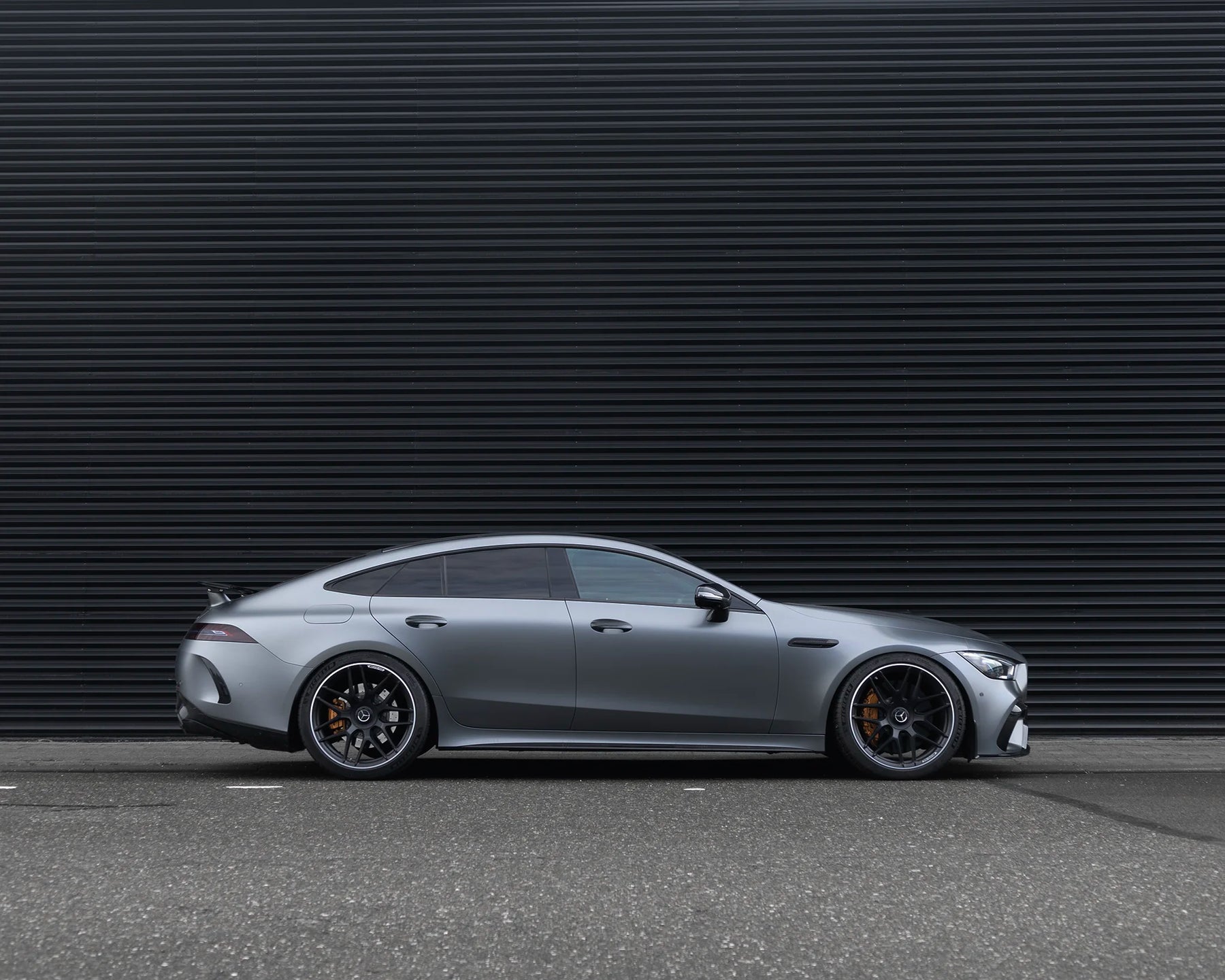 Airmatic lowering Mercedes AMG GT63 4-door X290