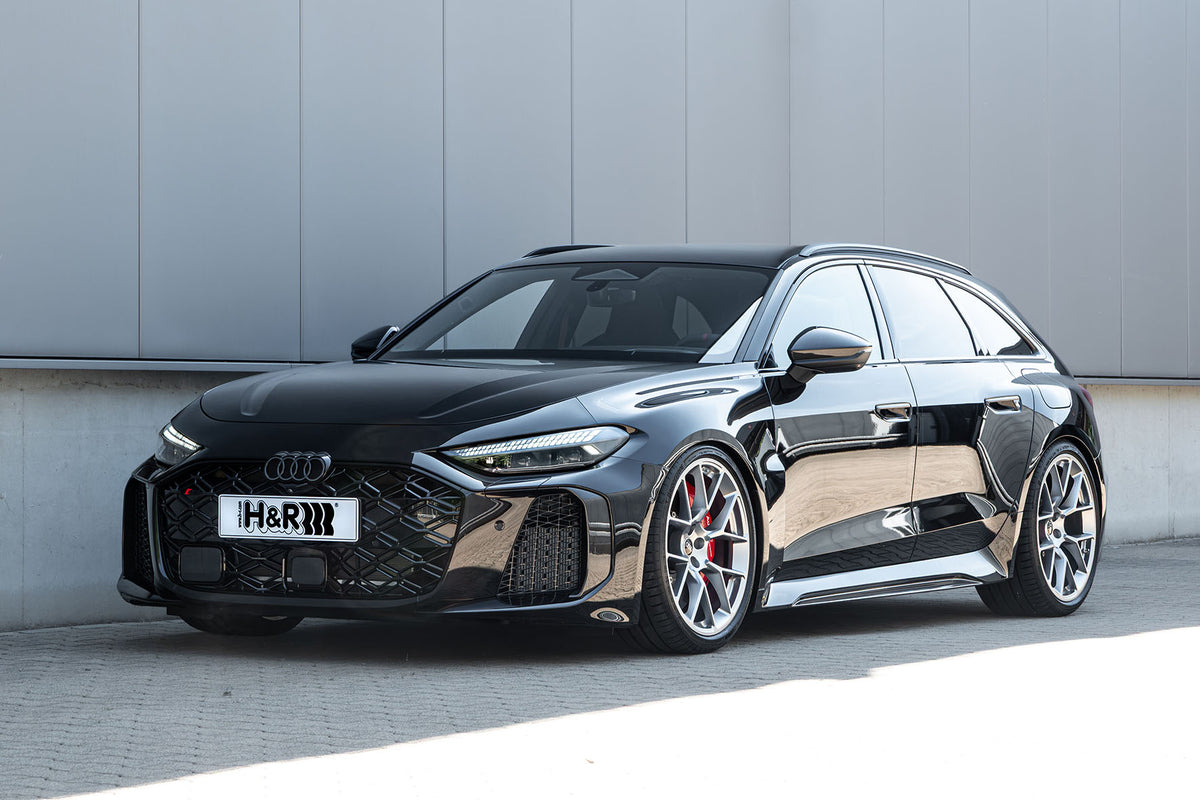 Audi RS5 B10 Avant with H&R height-adjustable springs 23041-1