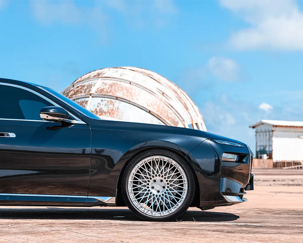 BMW 7-series G70 lowering air suspension links and BC Forged wheels