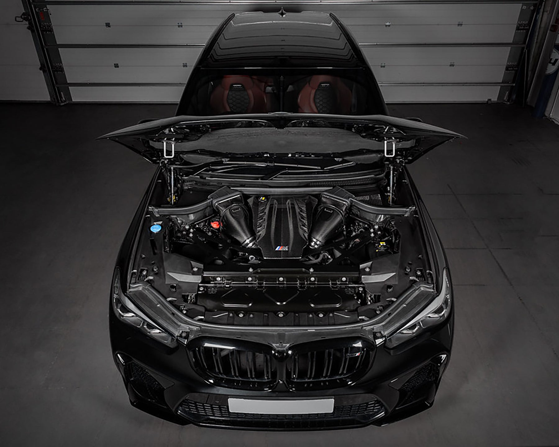 Eventuri Intake carbon BMW G09 XM engine bay