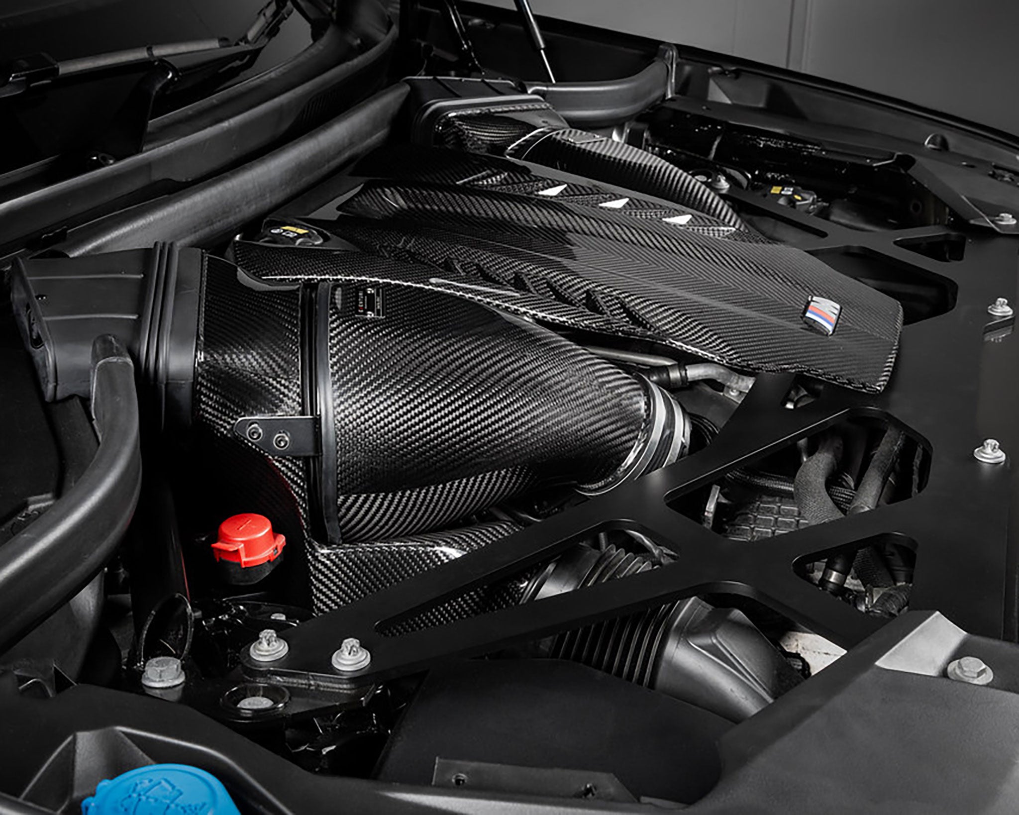 Eventuri Intake BMW G09 XM installed