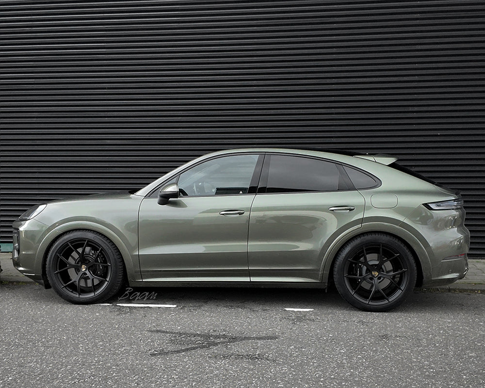 Porsche Cayenne E3 Coupé lowered with BAAN air suspension lowering links