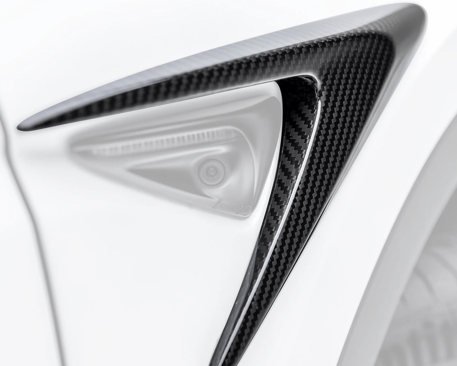 Vorsteiner Tesla Model Y carbon Fender vents