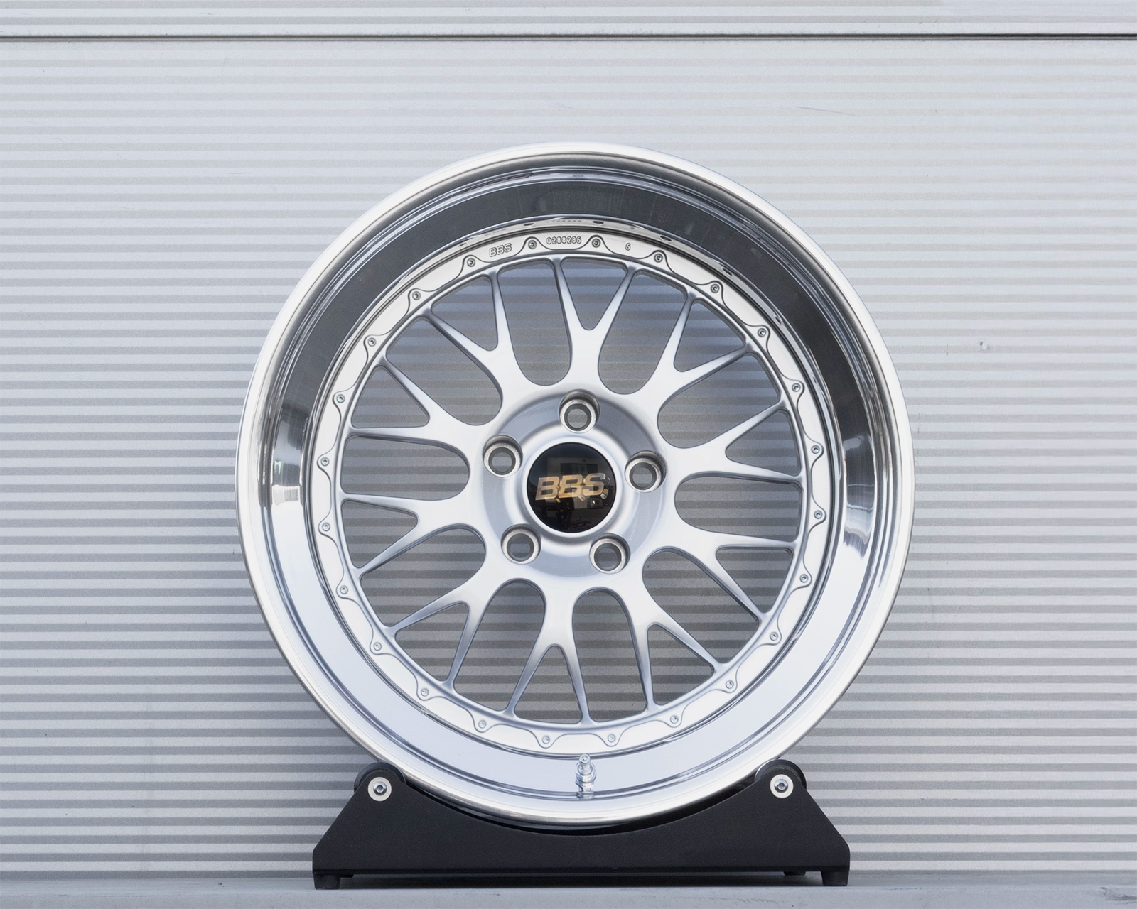 BBS E88 wheels Lamborghini Murciélago with silver center