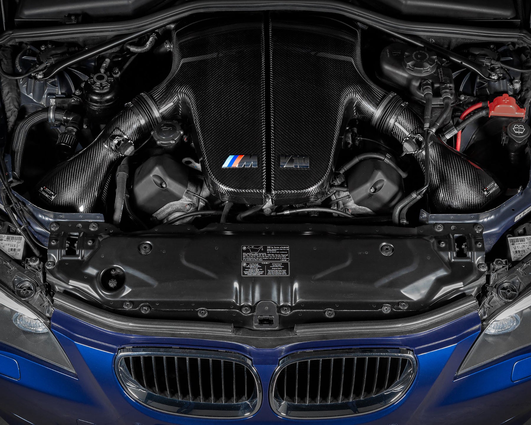 Eventuri Carbon Intake and plenum BMW E60 M5