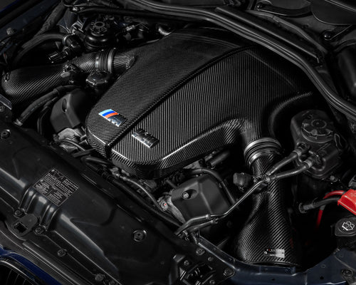 Eventuri Carbon Intake BMW E60 M5 installed engine bay
