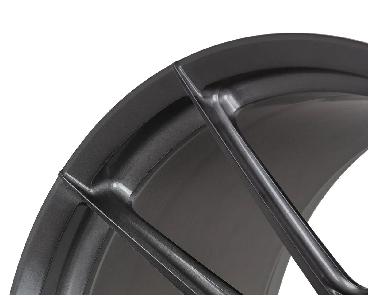 novitec nf9 wheel in dark smoke detail made by vossen