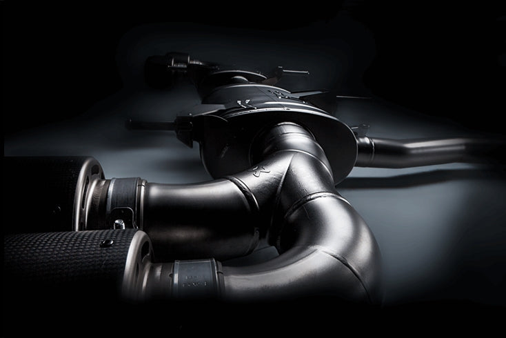 Akrapovic Evolution Race-uitlaatsysteem // Nissan GT-R