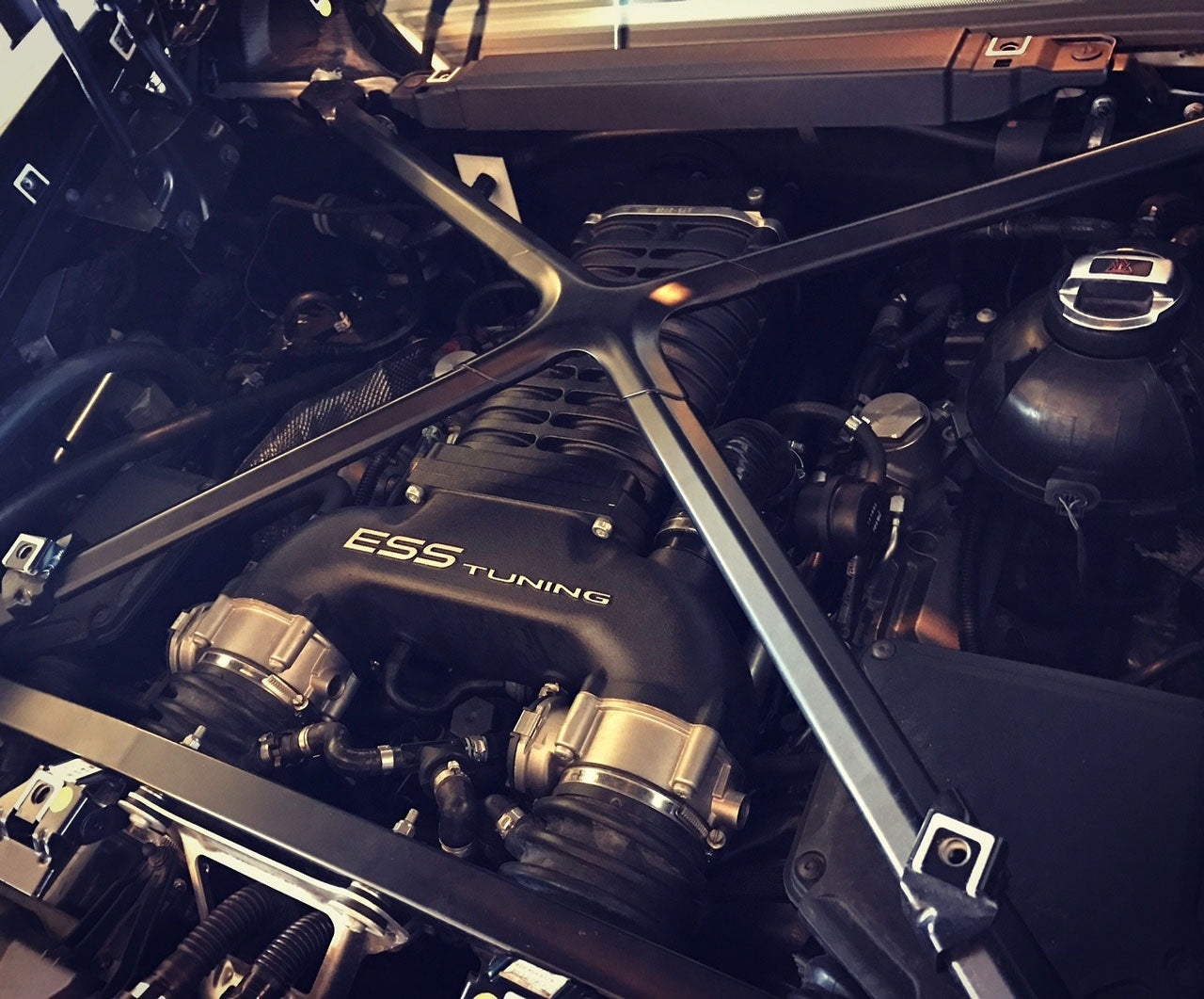 ESS Tuning Lamborghini Huracan V10 TS-800 supercharger system