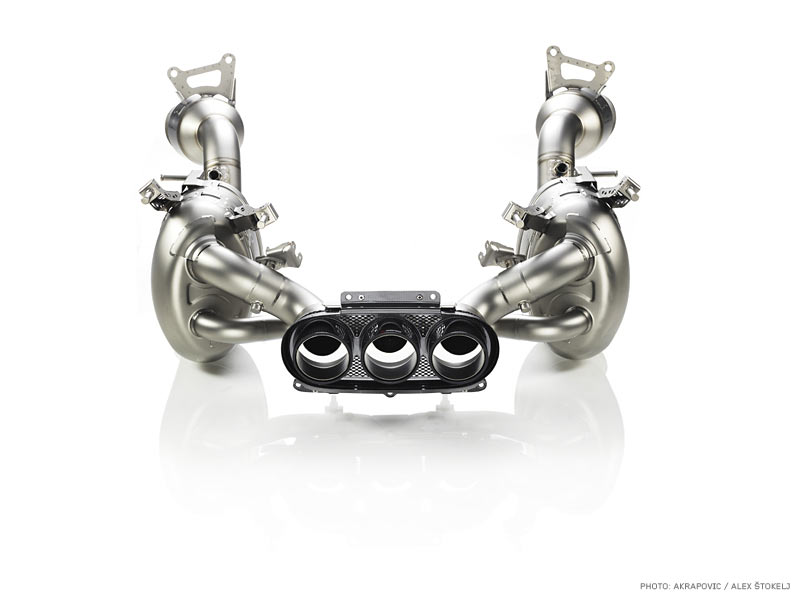 Akrapovic Slip-On exhaust system // Ferrari 458 Italia / 458 Spider