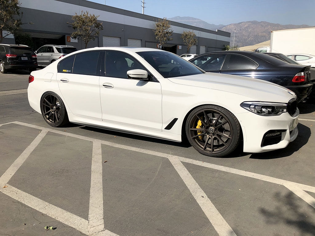 Complete Wheel and Tire Set for THE 5 - BMW 5 series Sedan G30