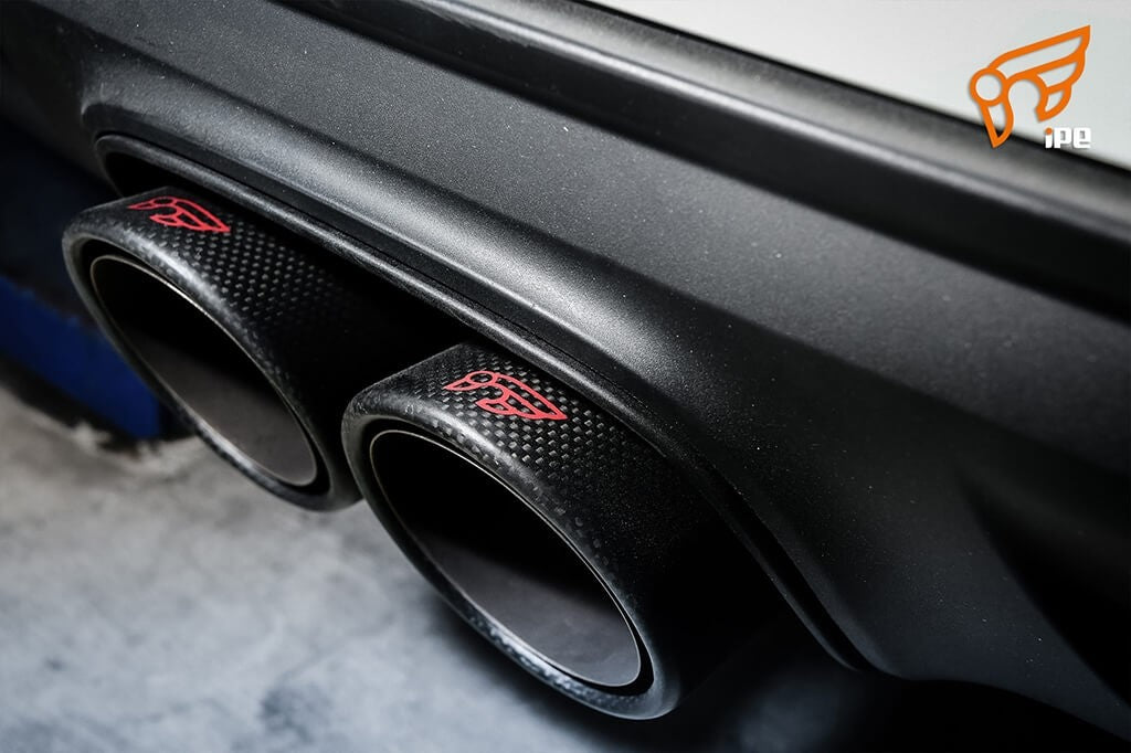 porsche 718 boxster cayman carbon tailpipes detailed 