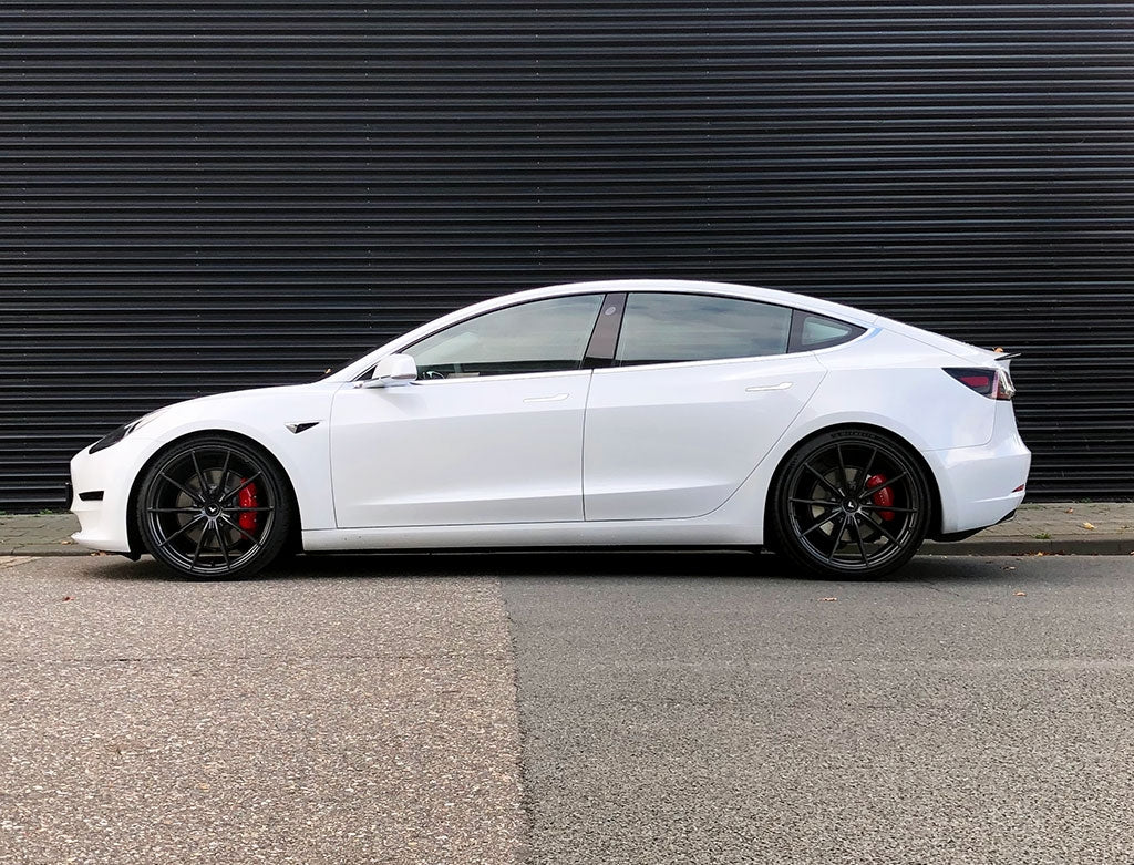 H&R lowering spring set | Tesla Model 3 AWD